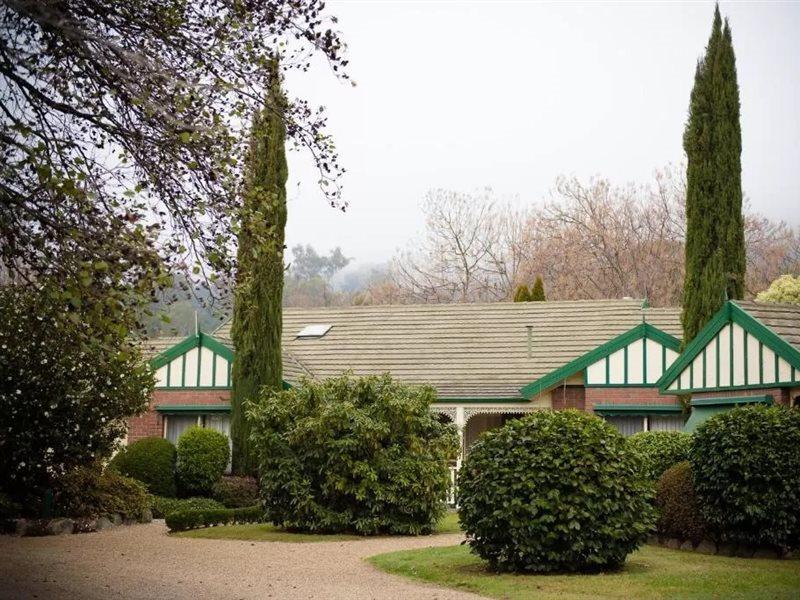 The Birch House - Silver Birches Accommodation Bright Bagian luar foto